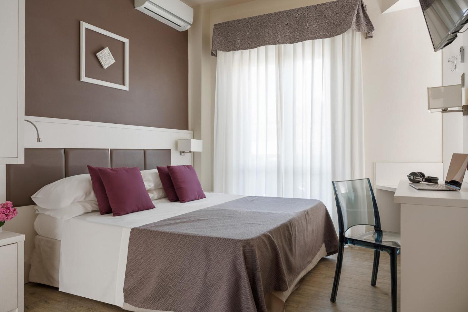 Hotel Azzurra Marina di Pietrasanta Exteriör bild