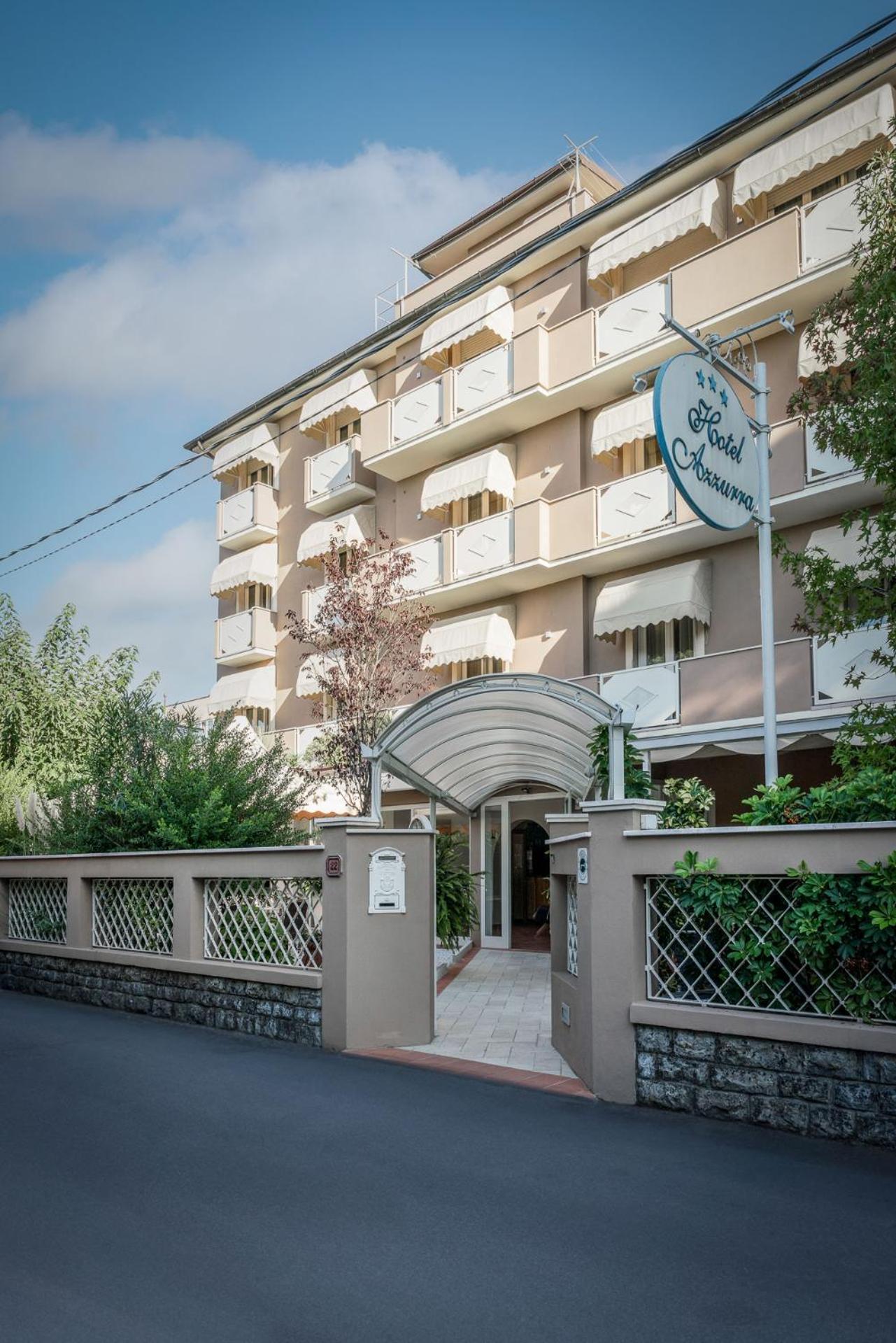 Hotel Azzurra Marina di Pietrasanta Exteriör bild